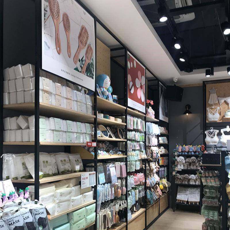 商场百货木纹货架生活小店挂件饰品陈列架精美搭配商超展架供应