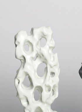 现代白色手工太湖石金属底座摆件隔断玄关博古架样板间书房摆件设