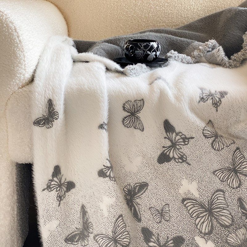 秋冬加厚国风长毛貂绒毯子沙发披肩盖腿保暖毛毯拍照办公室空调毯