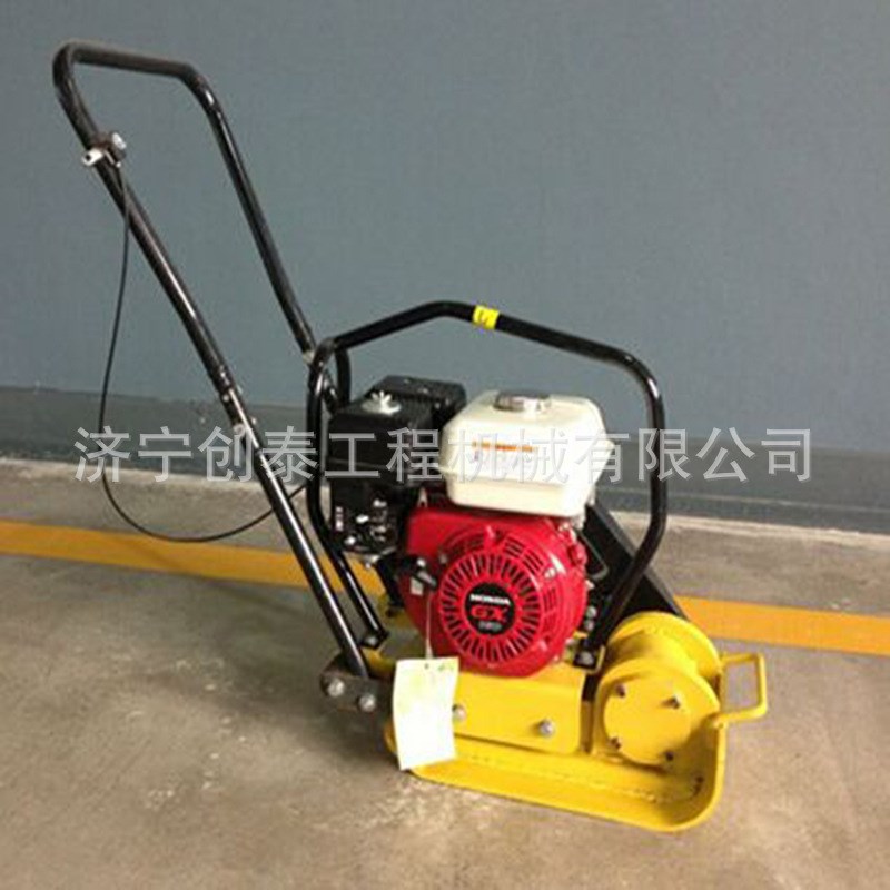 单向平板夯汽油夯实机压实机振动夯汽油夯小型100T压实机械