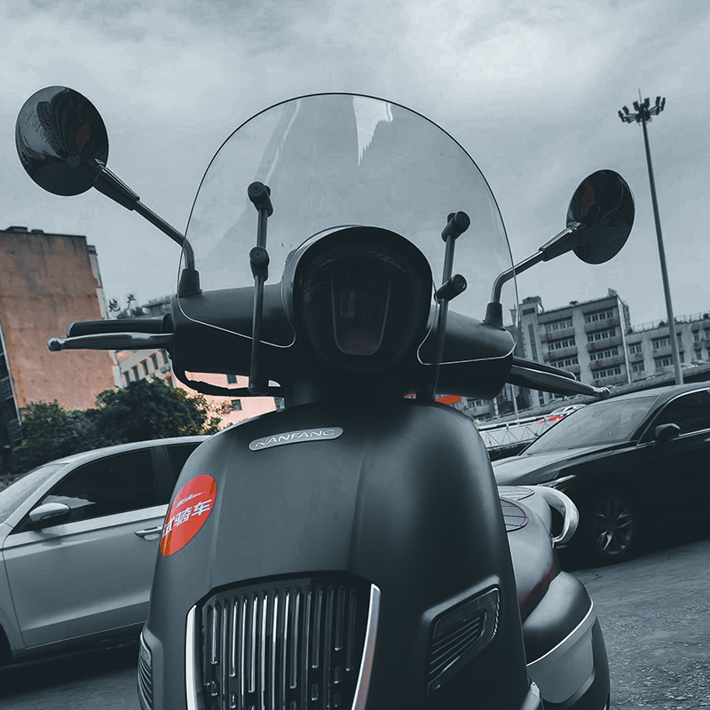 适用南方梦拉丽莎飞戈前挡风玻璃专用改装风挡加高加厚挡雨板