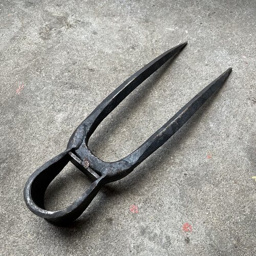 手工锻打加厚二齿锄头农用老式挖土荒种菜种地挖桩锄头农用工具