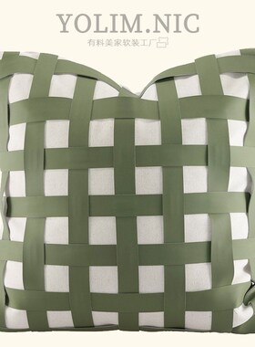 北欧风民宿软装抱枕套草绿色PU镂空手I工编织方形靠垫套轻奢样板