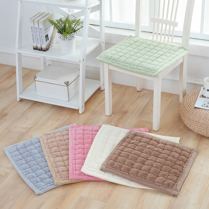 秋冬新款短毛绒坐垫纯色汽车椅子垫榻榻米座垫办公室单垫学生椅垫