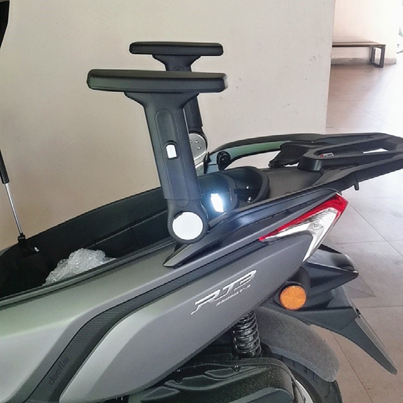 适用台荣TR300T 赛科龙RT3改装后座折叠扶手升降扶手小孩安全围栏