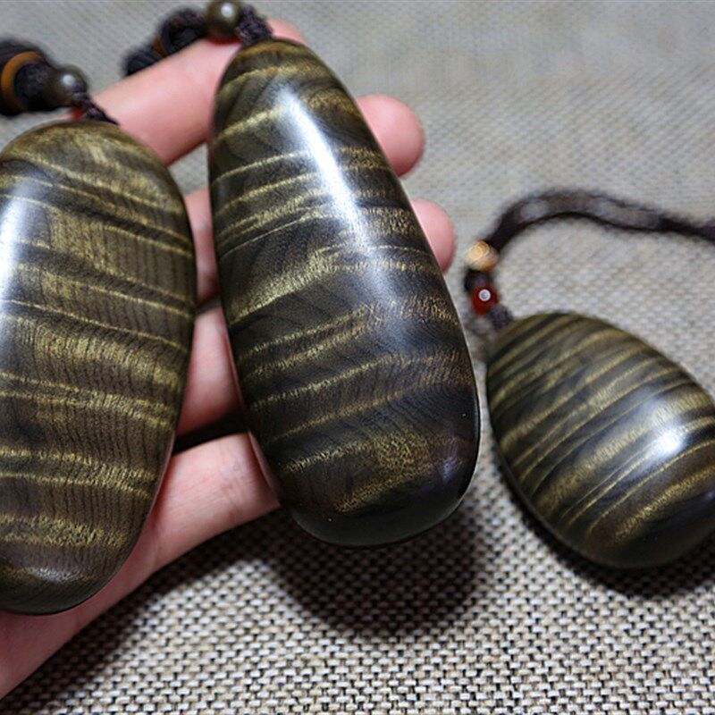 金丝楠手把件阴沉木小叶桢楠原木乌木绿料挂件水波纹吊坠钥匙扣