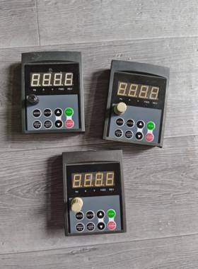 紫日变频器面板ZVF9V母头 拆机包好成色如图