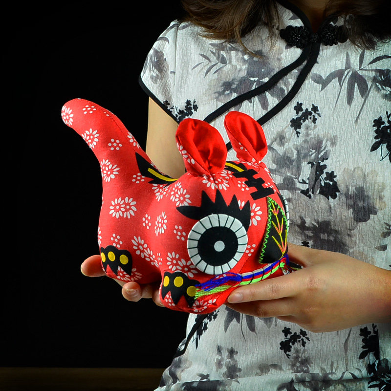 布老虎民间工艺品吉祥虎婴儿满月百天送礼手工玩偶布艺小老虎摆件,特色手工艺,布老虎,淘宝优惠券,粉丝福利购,淘宝优惠卷