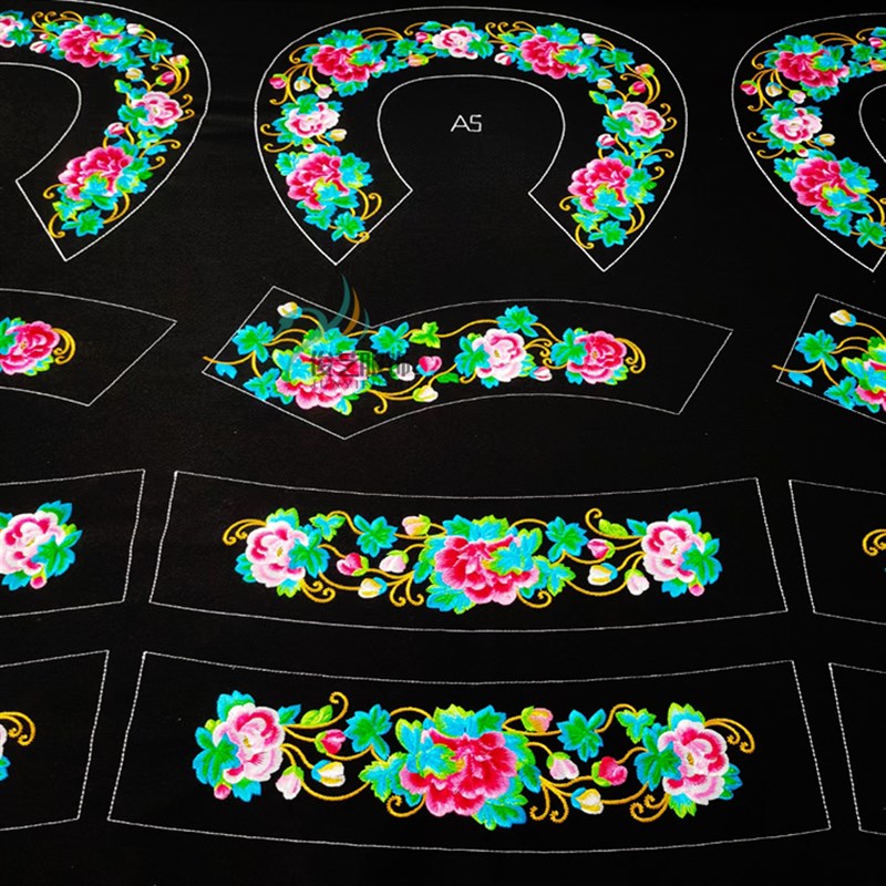 贵州少数民族风格刺绣布依族衣绣花彝族平针绣壮族条花藏族花边绣