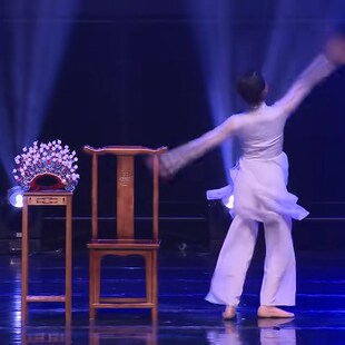 一戏一生舞蹈道具椅子组合簪花引舞蹈凳梳妆舞蹈道具仿古实木椅子