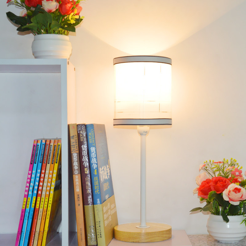 插电带灯罩底座式换灯泡EE床头装饰调光款台灯