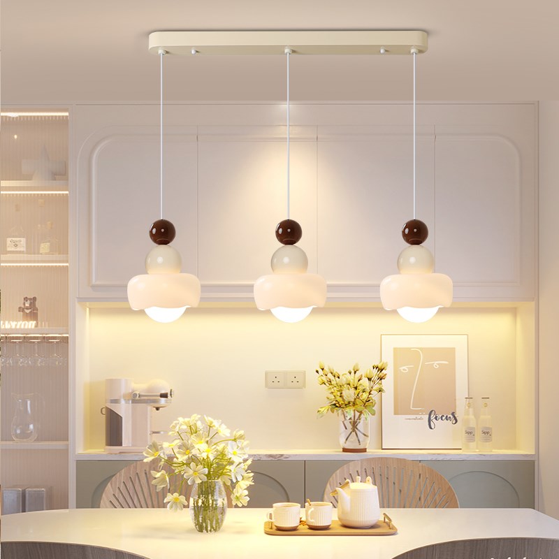 高级感餐厅吊灯奶油风三头饭厅灯现代简约一字型餐桌吧台吊线长条