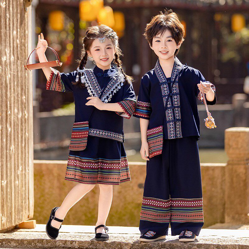 男童少数民族服装夏款汉服三月三女童国风壮族苗族套装儿童表演服图片