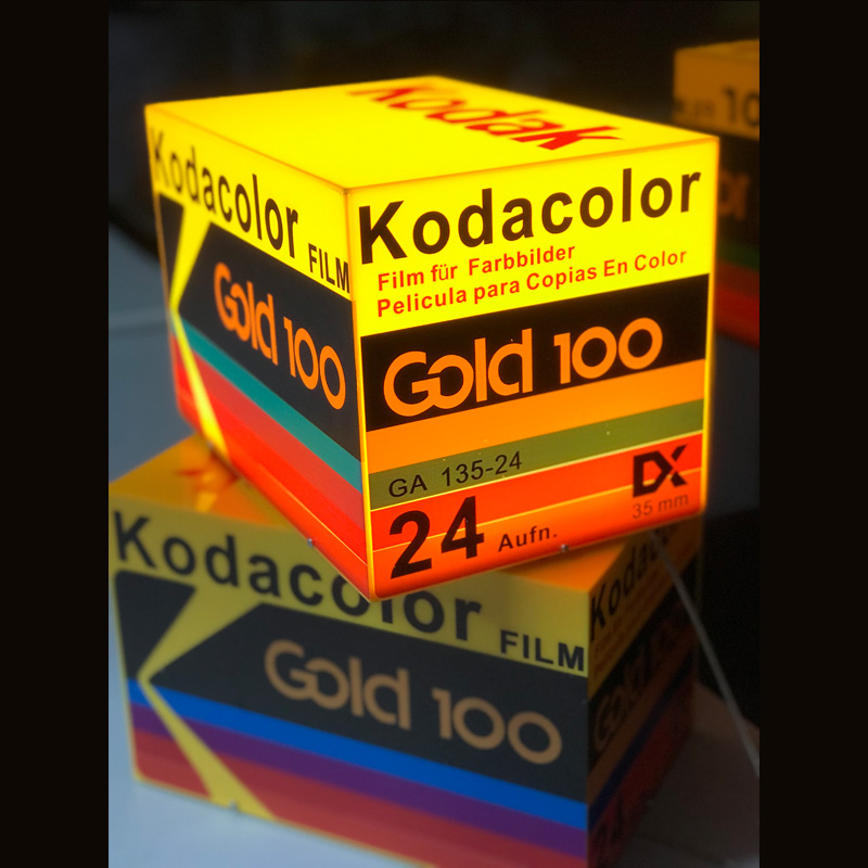 LED灯箱广告牌潮胶卷胶片亚克力盒子发光灯卧室装饰房间店铺布置