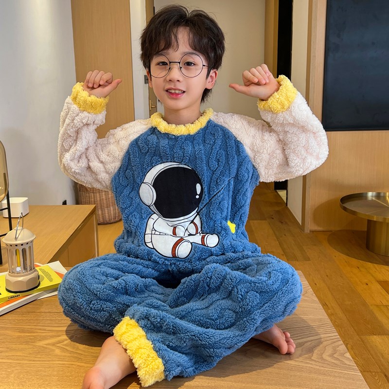 冬季睡衣男孩珊瑚绒加绒加厚小孩中大童法兰绒男童秋冬款儿童套装