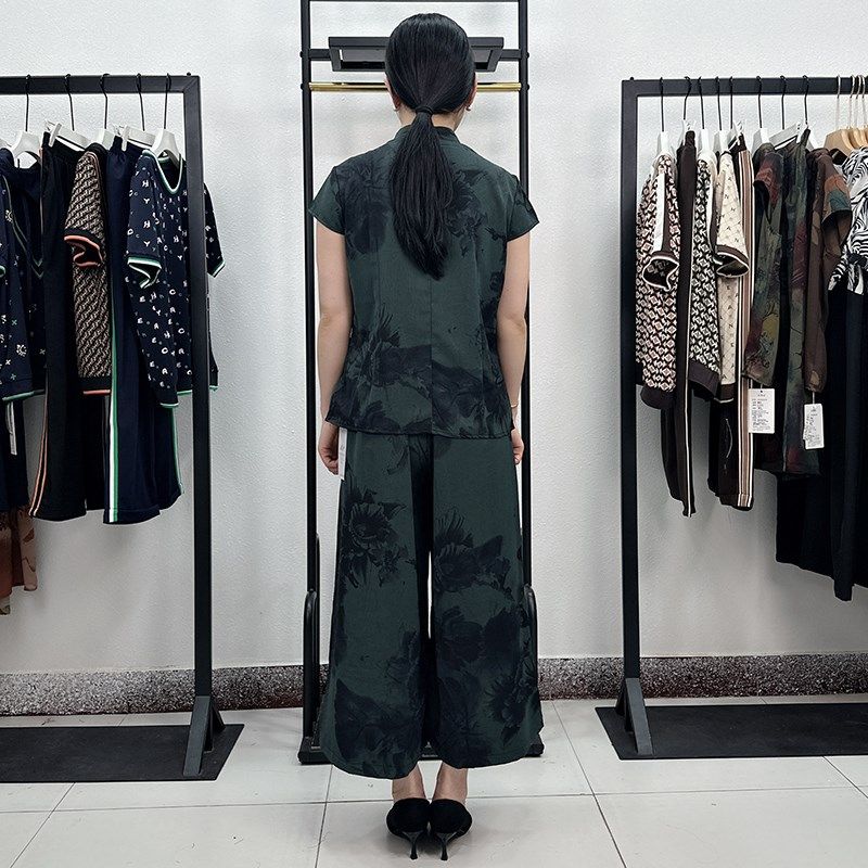 大码中年妈妈夏装套装2024新款中老年女短袖上衣阔腿裤气质两件套