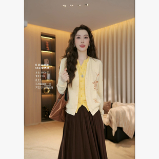 【秋叙画意】秋款显瘦时尚假两件设计长袖针织开衫毛衣上衣37130