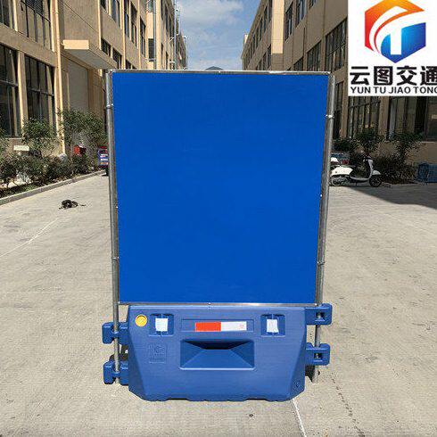 云图 三孔水马新料滚塑水马市政围挡围栏组合围挡架空线高围挡