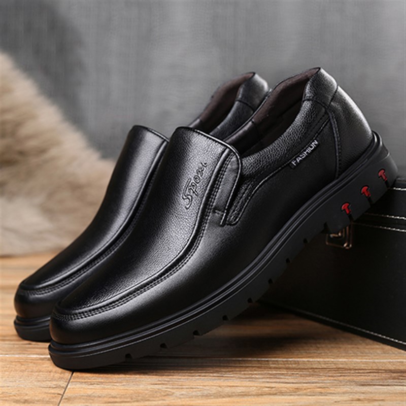 春秋季男士真皮休闲皮鞋软皮圆头加绒保暖男鞋软底中老年爸爸棉鞋