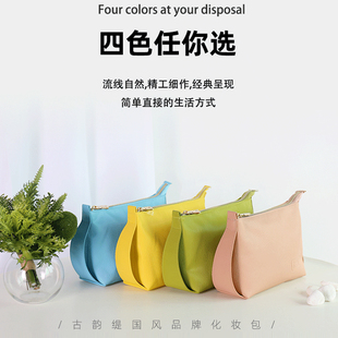 化妆包女大容量高级感20s23新款 旅行化妆品防水洗漱收纳袋 可携式