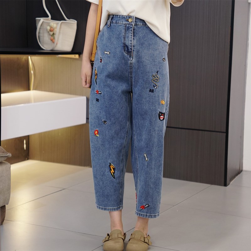 2024新款大码高腰重工刺绣九分牛仔裤 200斤胖mm百搭显瘦直筒女裤