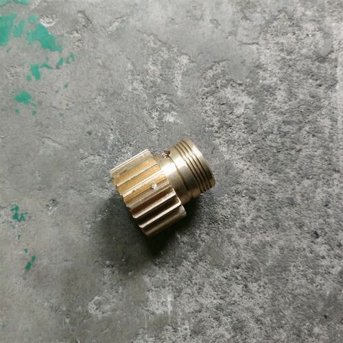 沈阳大连天水安阳CW61100/CW61125车床配件6134电机齿轮Z20/M2