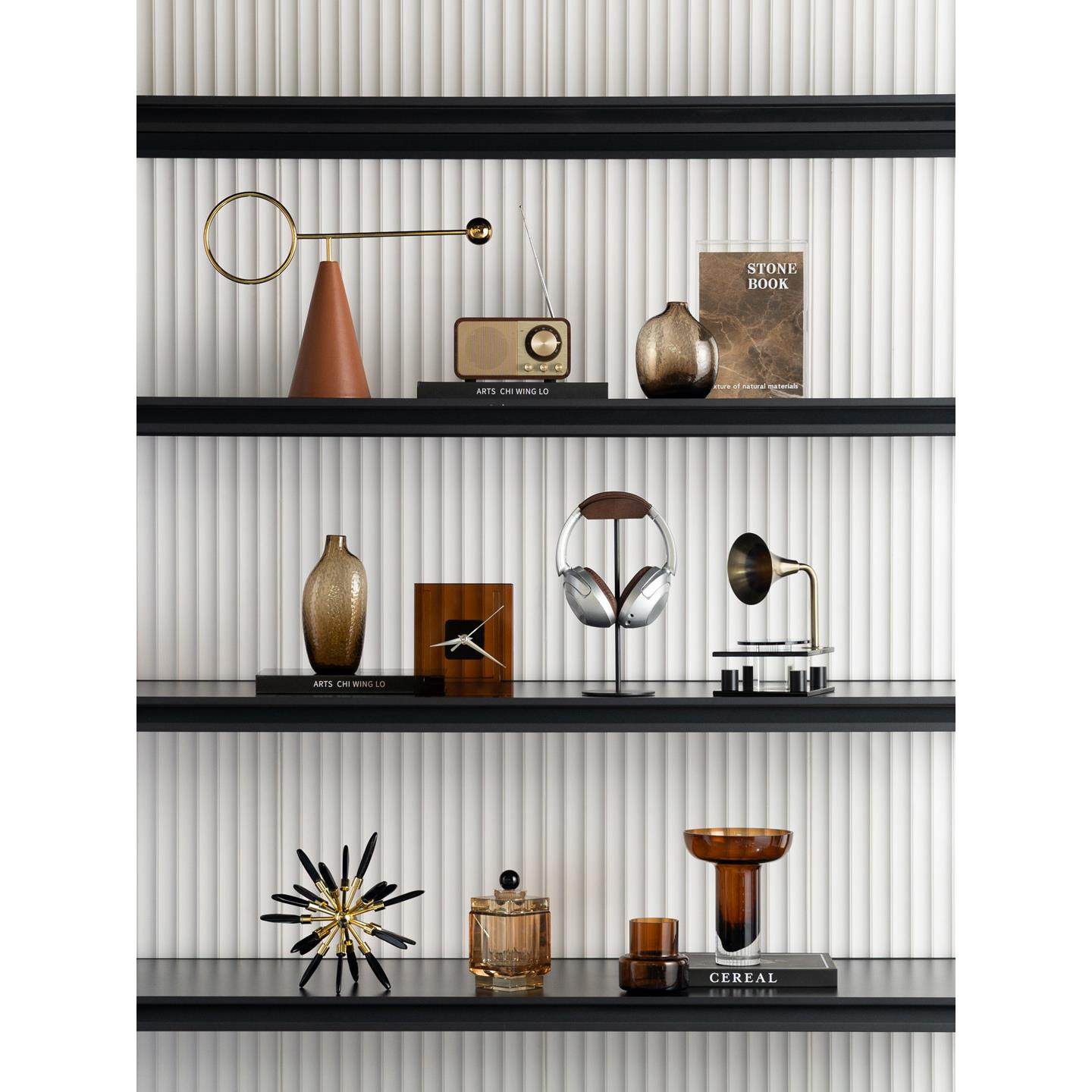 现代轻奢咖色高级感小众摆件意式客厅电视柜壁龛开放格书柜装饰品