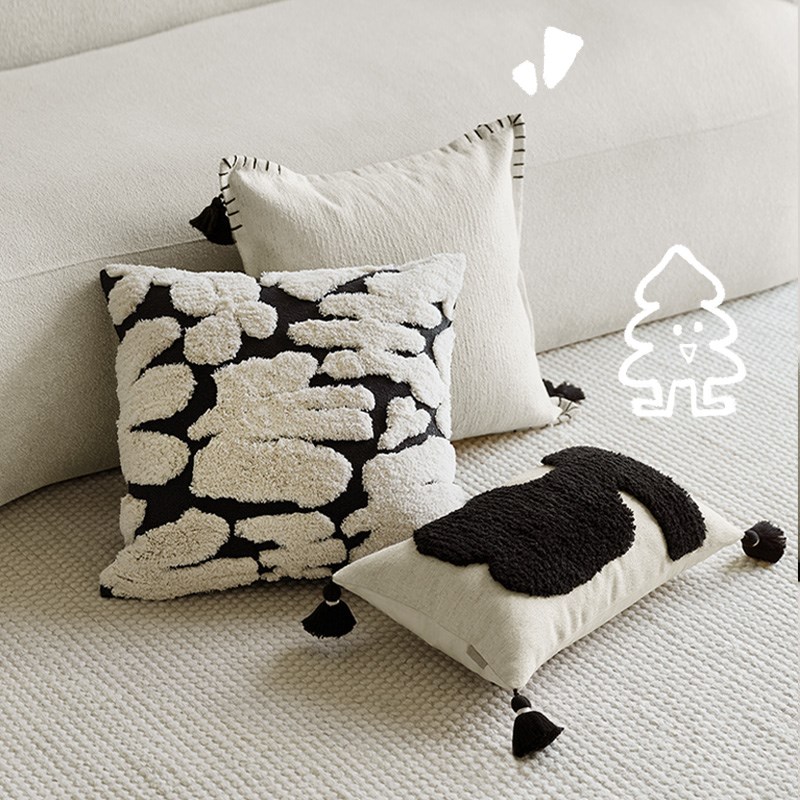 MIL米拉森林我的小世界绣花流苏抱枕客厅腰枕沙发靠枕靠垫