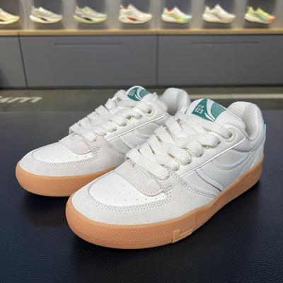 Lining/李宁正品新款征荣 92S女子舒适耐磨低帮运动板鞋AEPSA58