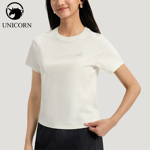 Adidas/阿迪达斯正品FAV TEE3女士短款简约圆领亲柔舒适T恤KS5323