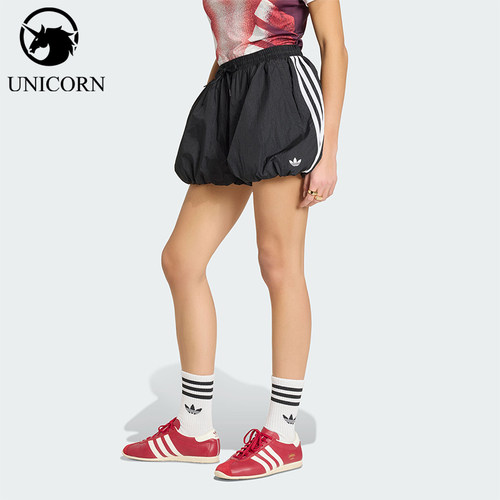 Adidas/阿迪达斯官方正品三叶草女士休闲运动梭织时尚短裤KY5067