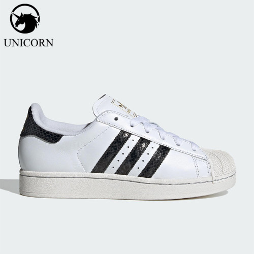 Adidas/阿迪达斯正品三叶草女士休闲运动耐磨低帮系带板鞋JP8162