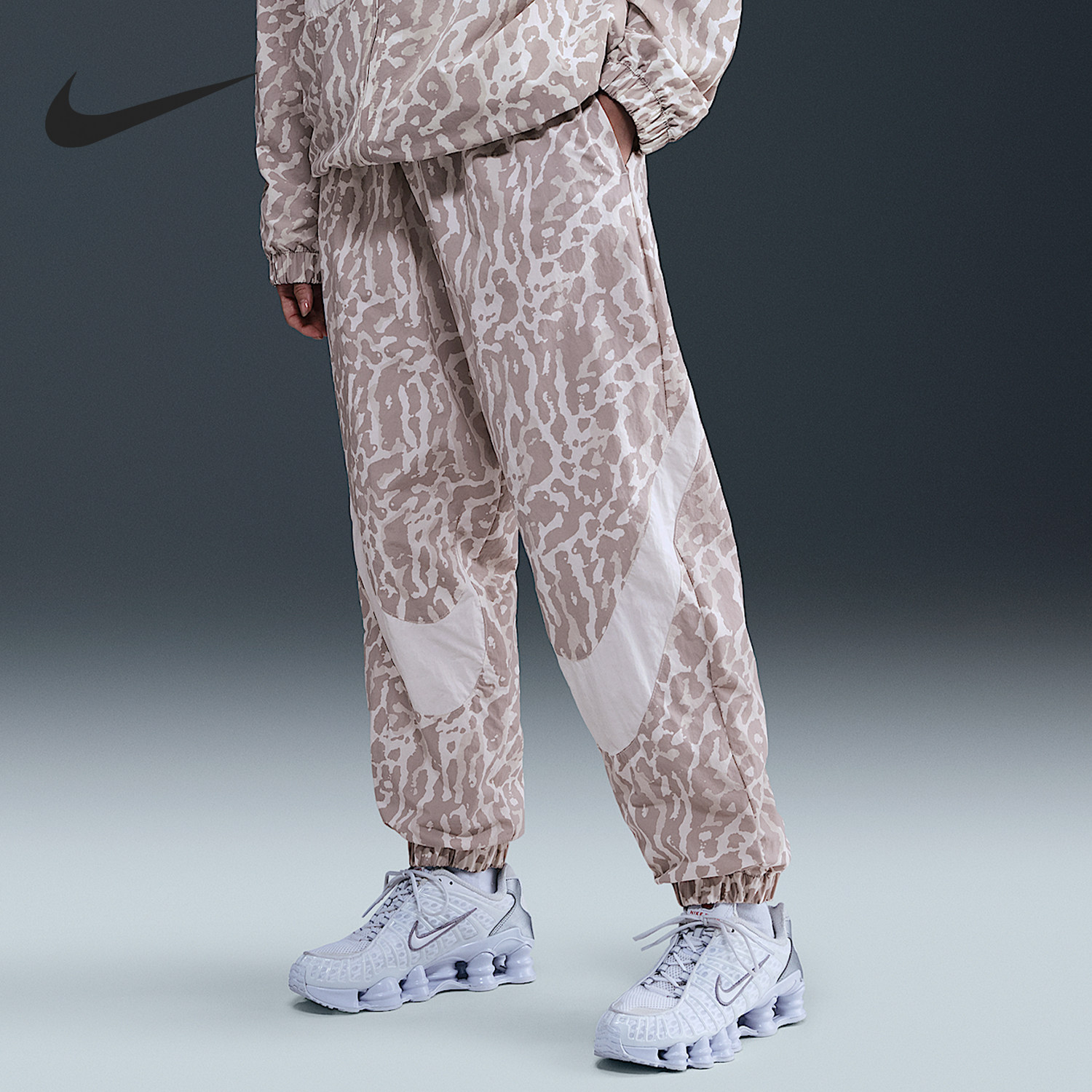 Nike/耐克正品2025秋季款女士日常运动束脚印花长裤IB7267-009