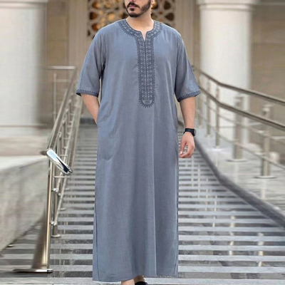 迪拜长袍男士V领刺绣宽松长款穆斯林民族礼拜服传统中东土豪服装