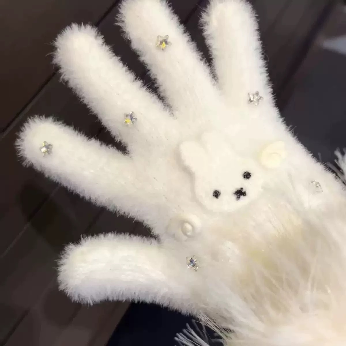 可爱亚文化米菲兔翅膀手套女甜酷闪钻少女感毛绒加厚保暖分指手套