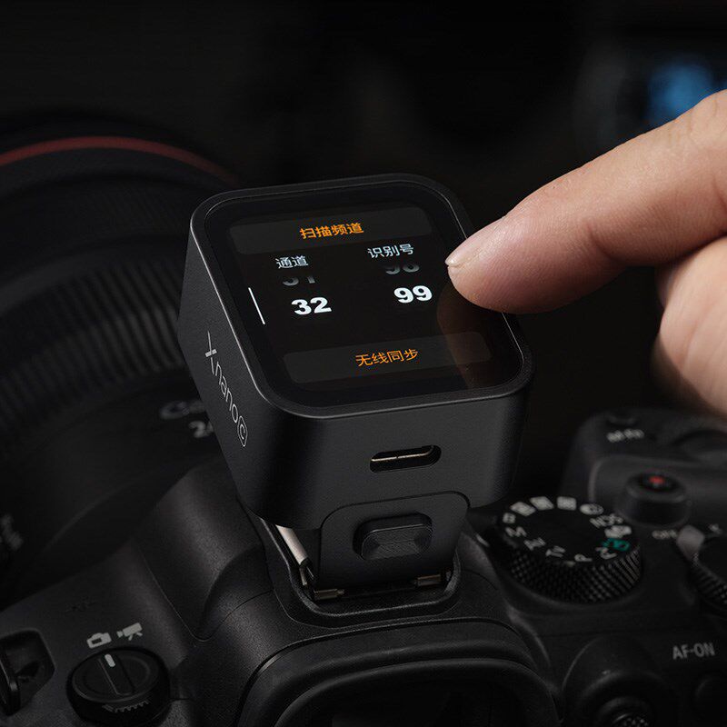 神牛触屏单反微单相闪光灯引闪器触发器速同步