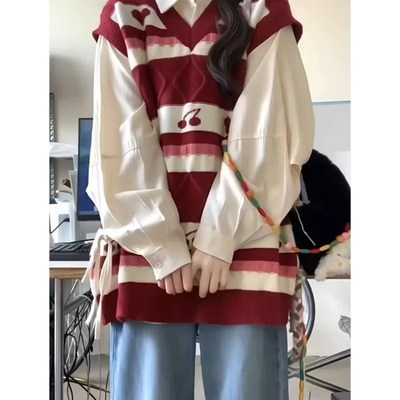 两件式套装/秋季学院风红色条纹针织马甲背心毛衣女款叠穿衬衫上
