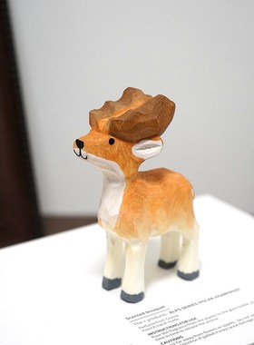 麋鹿手工木雕小摆件可爱动物木质雕刻公仔治愈系圣诞节桌面装饰品