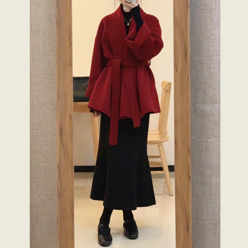 复古新年红色宽松系带浴袍式呢子大衣秋冬季小个子短款毛呢外套女