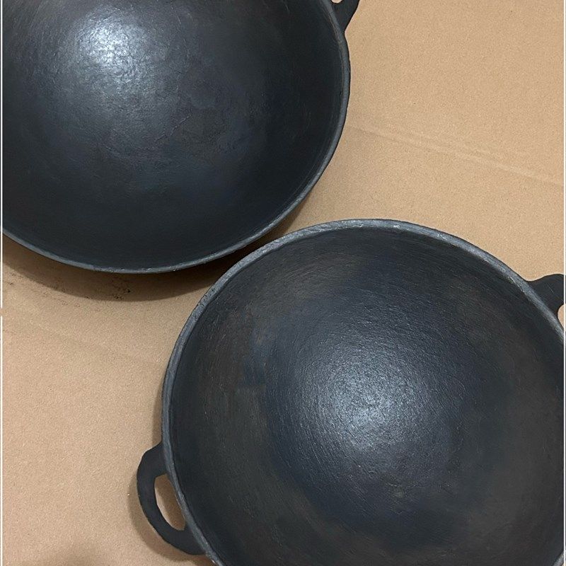 酒店饭店耳老式铁锅炒锅尖底地锅鸡小干锅地摊火锅生铁铁锅焖面