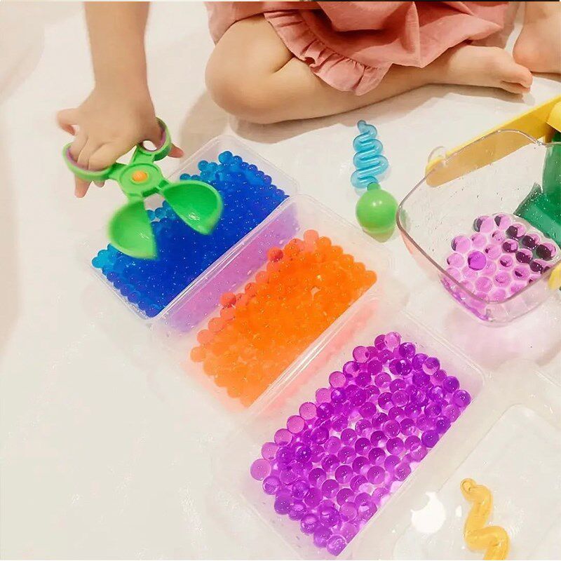 儿童早教教具幼儿园思维训练液体固体称重感知重量天平秤益智