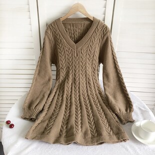 2022秋冬新款 收腰显瘦a字针织连衣裙短裙女 复古V领麻花纹灯笼袖