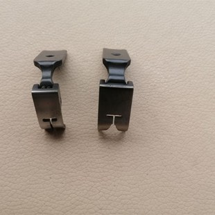 工业缝纫机人字车压脚 457曲折缝压脚 工业三角针之字缝优质押脚