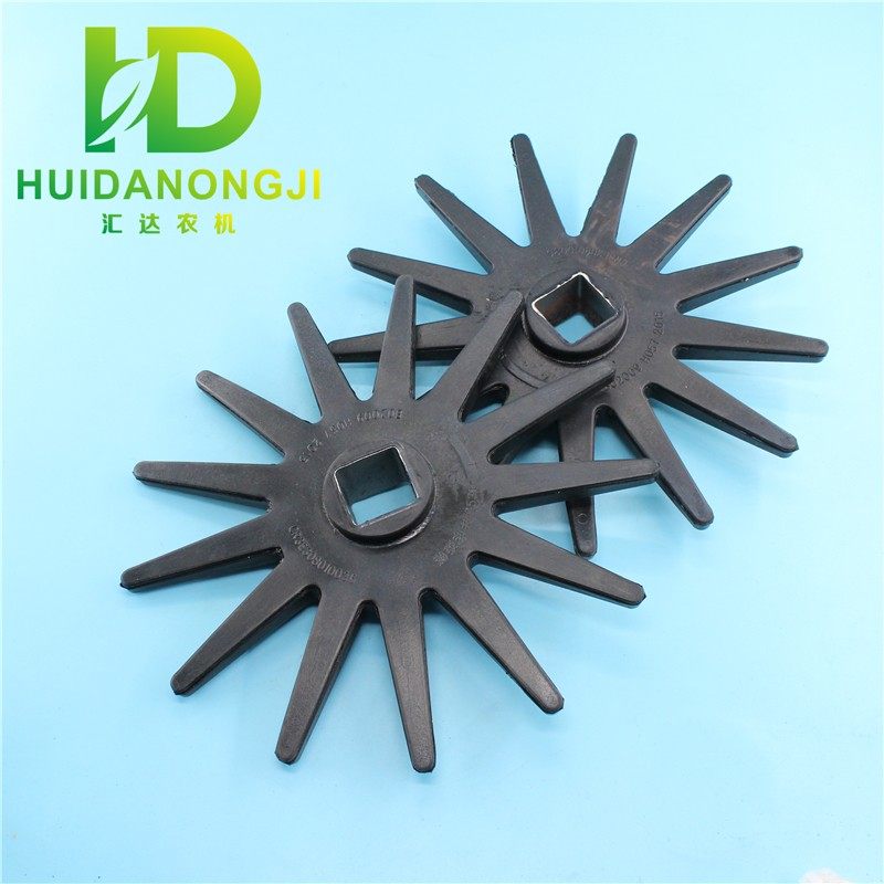 玉米收割机星轮配件春雨两行三行13爪胶辊压制器抛送器鱼鳞辊右旋,农机/农具/农膜,农机配件,淘宝优惠券,粉丝福利购,淘宝优惠卷
