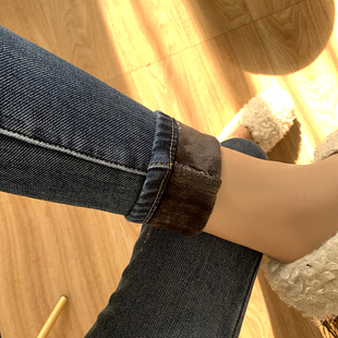 巨显瘦!必入深蓝色牛仔裤女加绒加厚高腰弹力修身小脚裤靴裤冬季