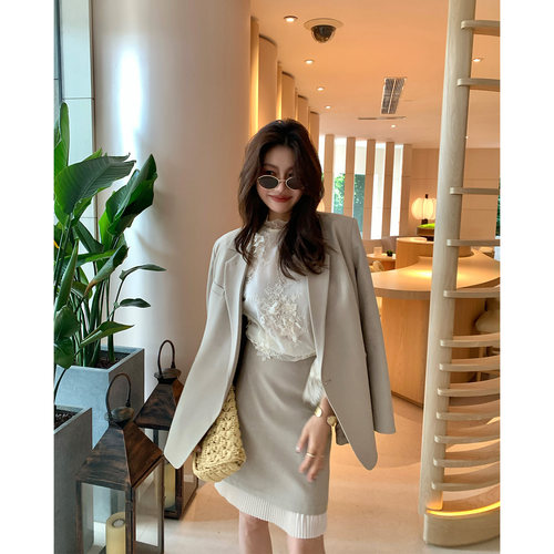 AloneSavor龙喜儿 高级感廓形西装外套+中筒半身裙女士套装K225