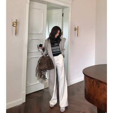 Alone Savor龙喜儿 美拉德色系毛绒长裤松紧腰直筒阔腿休闲裤D646