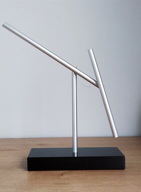 创意实木混沌摆钢铁侠永动机模型银河系电自动摇摆器摆件生日礼物