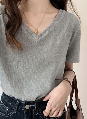 2023年夏季新款短袖V领螺纹针织T恤女灰色上衣设计感打底衫百搭潮