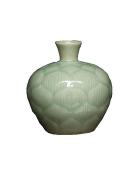 青瓷70年代老国营瓷厂莲花尊博古架摆放收藏装饰桌面摆件花瓶